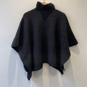 DKNY pure merino wool turtleneck poncho cape black white speckles size S